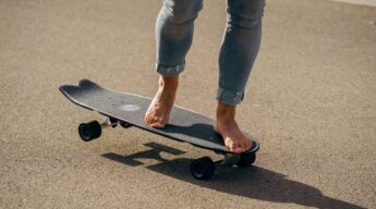 Surfskate dancing